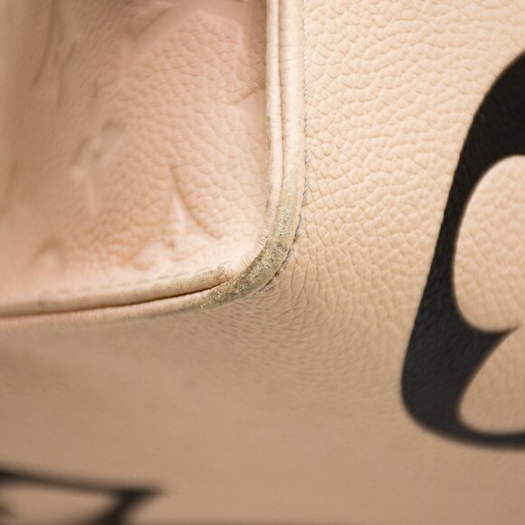 Louis Vuitton OnTheGo Crafy GM Limited Edition Handbag - M45372 - Picture 8 of 16